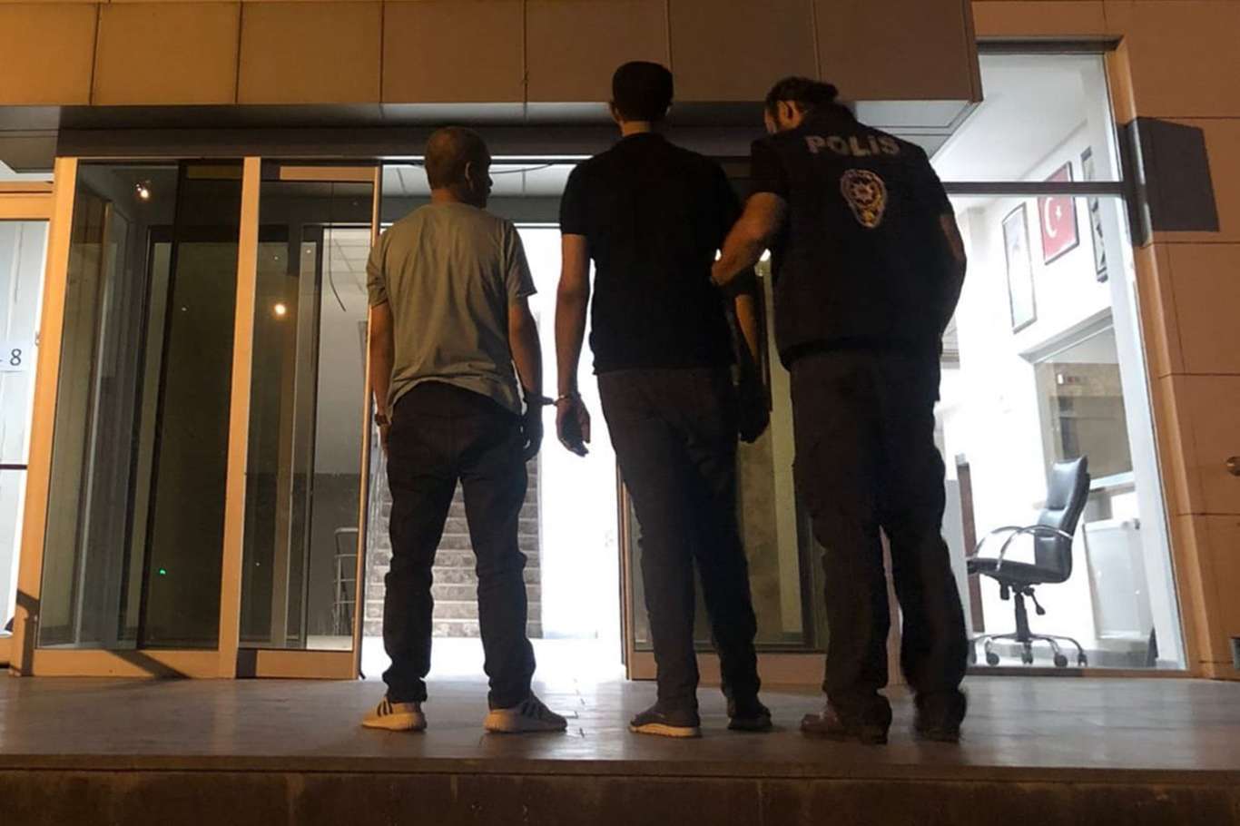 2013 KPSS soruşturması: 21 gözaltı kararı 2013 KPSS soruşturması: 21 gözaltı kararı